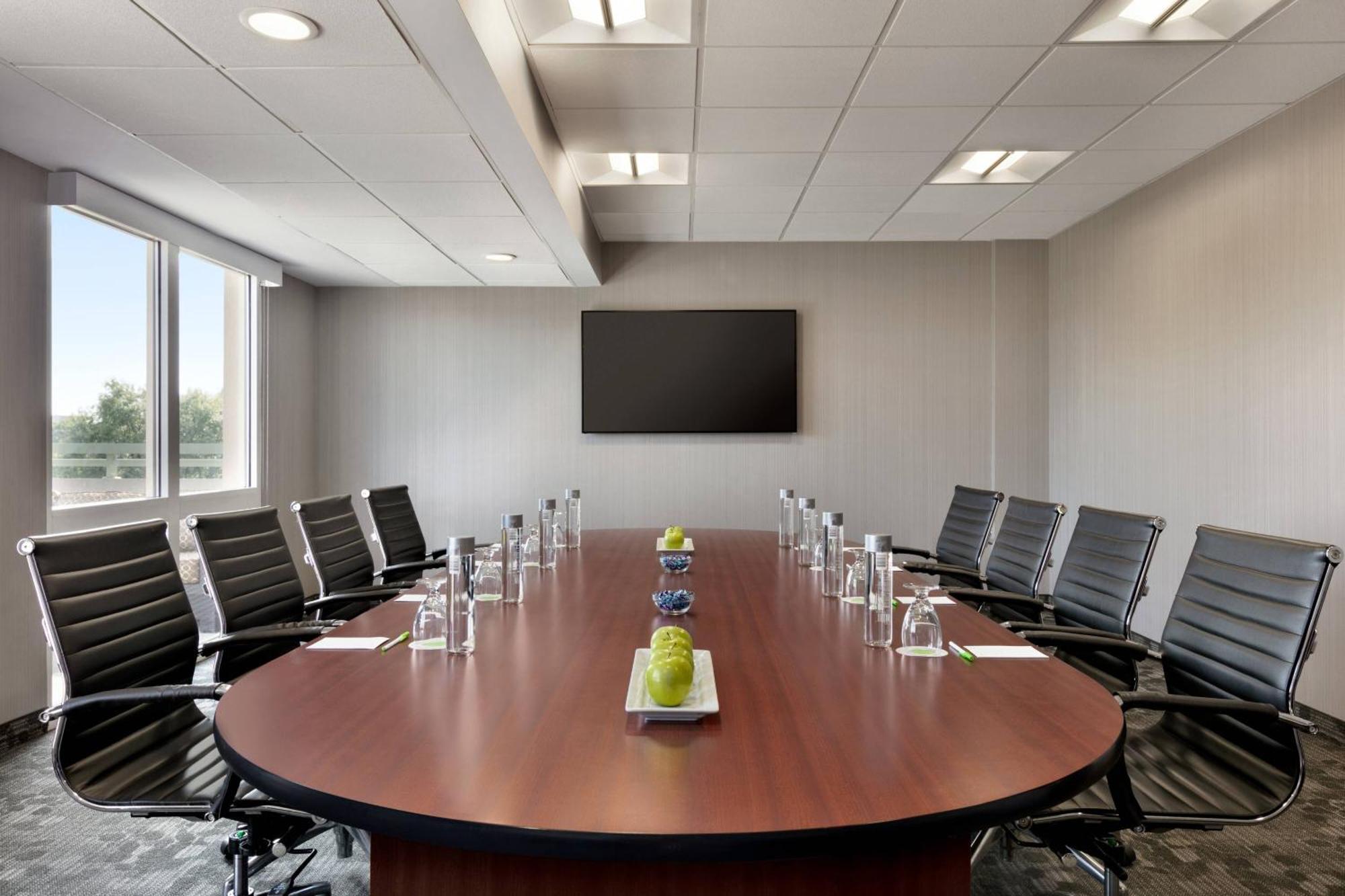 Courtyard By Marriott Tysons Mclean Hotell Tysons Corner Eksteriør bilde