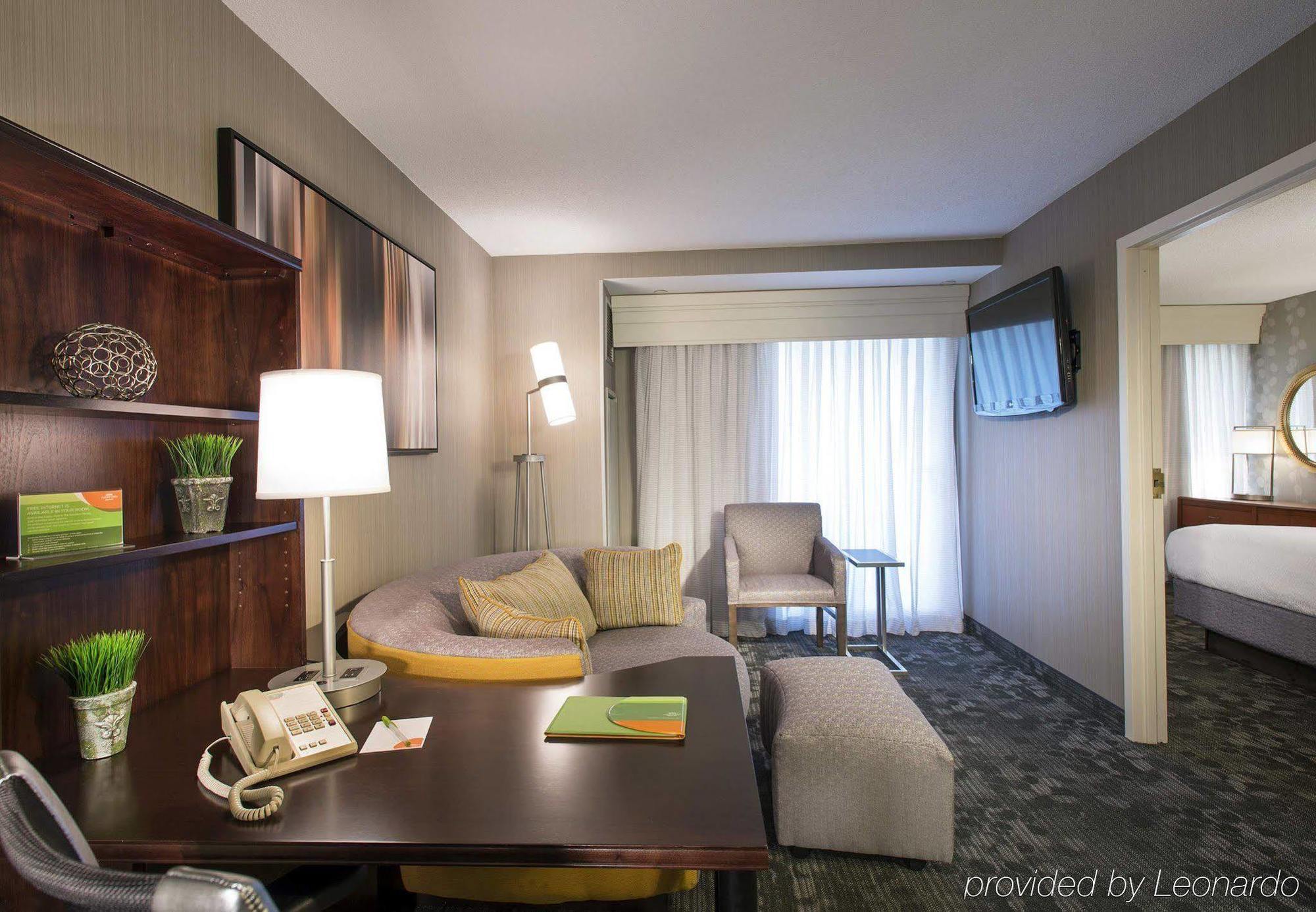 Courtyard By Marriott Tysons Mclean Hotell Tysons Corner Eksteriør bilde